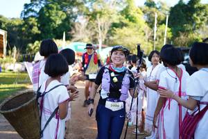 BIB: 3406
                            <button type="button" onclick="openModal(18983967)" class="btn btn-primary btn-sm float-right btn-popup" data-toggle="modal" data-target=".modal-high-quality">
                        <i class="fas fa-shopping-cart"></i> Add to Cart
                    </button>
                                            <button type="button" onclick="isThisMe(18983967, true)" class="btn btn-success btn-sm float-right btn-popup btn-isme hidden" data-toggle="tooltip" data-placement="bottom" title="นี่คือรูปของคุณใช่ไหม คลิกที่นี่เพื่อเอาเข้าอัลบั้ม">
                        <i class="fas fa-plus"></i> Add to album
                    </button>
                    <button type="button" onclick="isThisMe(18983967, false)" class="btn btn-warning btn-sm float-right btn-popup btn-isnotme hidden">
                        <i class="fas fa-ban"></i> Remove from album
                    </button>